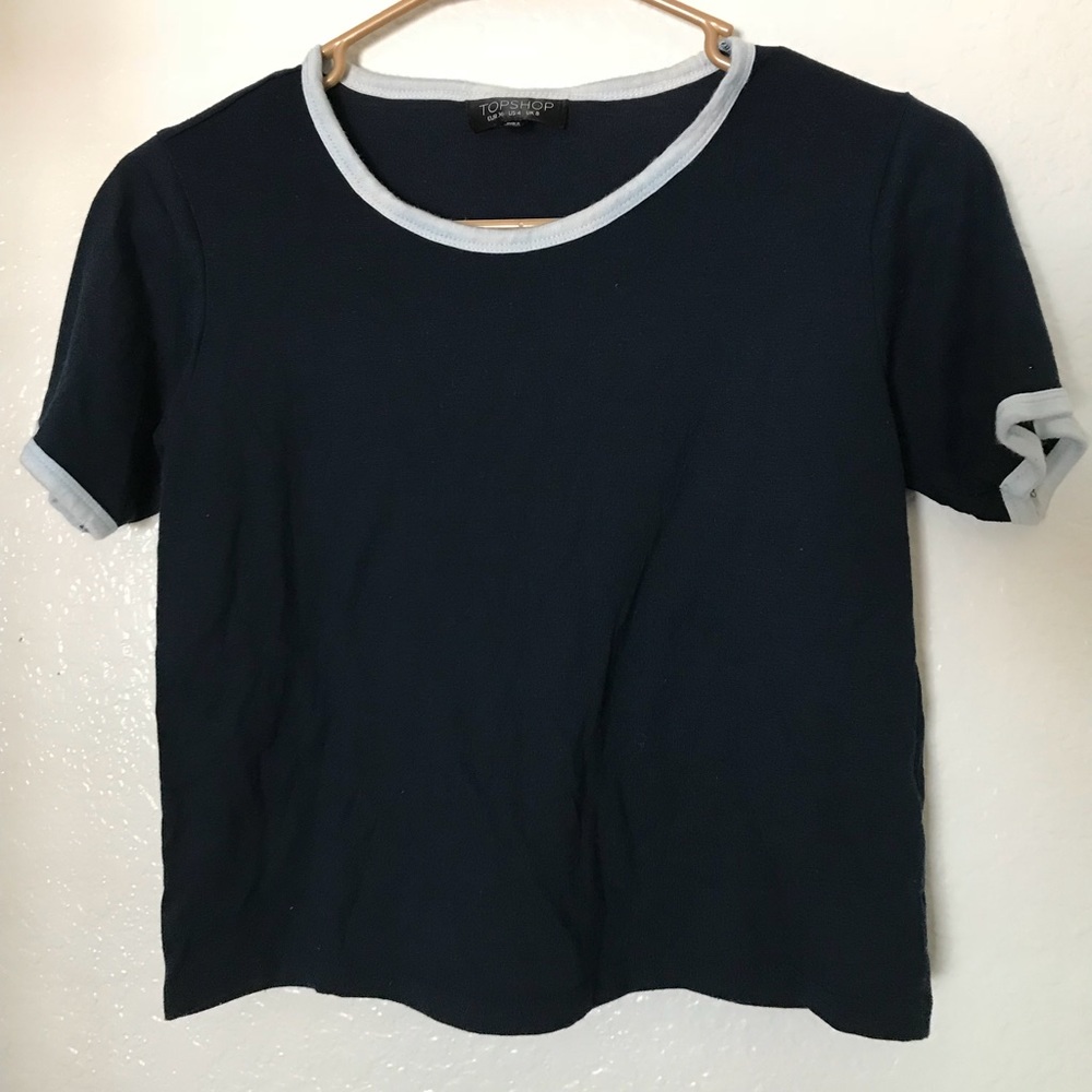CROP TOP